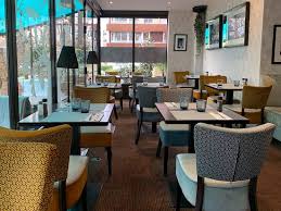 Livin Cafe Le Chesnay Restaurant Avis Numero De Telephone Photos Tripadvisor