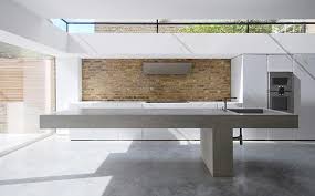 Cette année, la cuisine est de nouveau à l'honneur et ramène le. Cuisine Minimaliste Au Design Contemporain En Blanc Design Feria