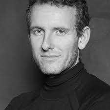 Dominic Hill's Instagram, Twitter & Facebook