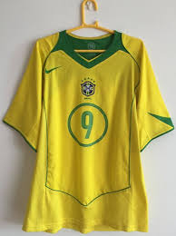 A seleção brasileira de futebol é a única que participou de todas as copas do mundo. Camisa Selecao Brasileira 2006 Ronaldo Hype Sports Wear