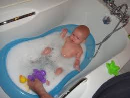 3.8 out of 5 stars with 102 ratings. Review Fisher Price Aquarium Bath Centre Mama Geek