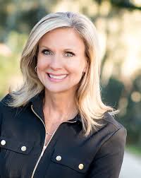 Cindy Piotrowski's Instagram, Twitter & Facebook