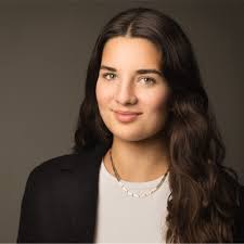 My passion in one Master 👩‍🎓 I am thrilled to share that I've started my  Master's in Leadership and Change Management at Vrije Universiteit  Amsterdam (VU Amsterdam) 🎓 I am absolutely loving