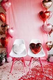 Whether you're decorating for a class party, celebrating at home with your kids, or just want to make the day extra sweet, you'll find the perfect valentine's decorations to melt their hearts. Valentine S Day Wedding Ideas Theme Decor Photobooth Props Selfie Frames And Balloon Decor