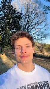 Russell Batson's Instagram, Twitter & Facebook