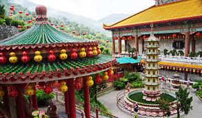 The kek lok si temple is a buddhist temple situated in air itam, penang, malaysia. Kek Lok Si Temple In Penang Malaysia Attractions In Penang Makemytrip Com