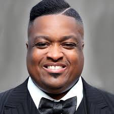 Sabrina Lipscomb's Instagram, Twitter & Facebook