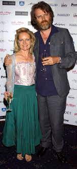 Caroline quentin, 59, announced she was separating from her first husband, have i got news for you star paul merton, in 1997. Strictly Caroline Quentin S Pain When Paul Merton Moved On With Understudy Before Tragedy Mirror Online