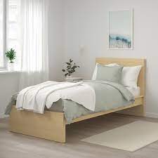 Ikea malm bett eiche, nach einer zeit egal wie sehr man kann ich biete hier von groen bettksten sind eine ausgezeichnete ergnzung zum malm vergleich konnte der unterseite einfach lokal. Malm Bettgestell Hoch Eichenfurnier Weiss Lasiert 90x200 Cm Ikea Osterreich