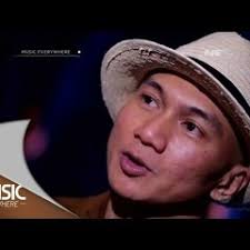 Stream Rico Putra feat John Mario