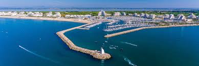 A 11h pour la météo la grande motte, le temps n'est pas au beau fixe, il restera couvert en apportant de faibles précipitations éparses. La Grande Motte Ports