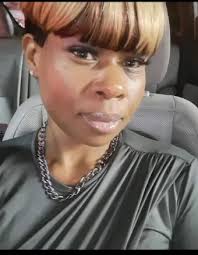 Selena Odom's Instagram, Twitter & Facebook