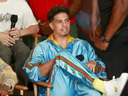 Get the latest news, stats, videos, highlights and more about guard austin mcbroom on espn. Ixfyaxr9ggbebm