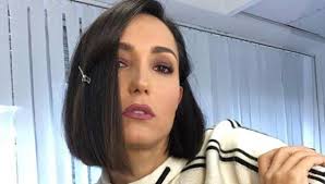 Feb 16, 2021 · andrea delogu rompe il silenzio dopo le indiscrezioni su una crisi con francesco montanari. Caterina Balivo In Crisi Col Marito La Foto Preoccupa I Fan