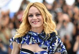 Vanessa chantal paradis (french pronunciation: Actress Vanessa Paradis Marries French Director Report Entertainment The Jakarta Post