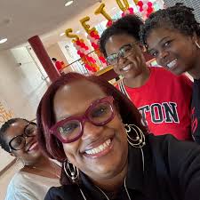 Congratulations to Lauryn Hall '22, who was just named First Team in The  Washington Post's 2022 Spring All-Met High School Girls Tennis List! Camille  Hall '24 is also listed as Honorable Mention. (