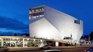 Llamada casa de la música de galiano, pertenece a la egrem, es uno de los sitios más populares y visitados por todo aquel que desea escuchar buena mismo centro habana. Casa Da Musica Www Visitportugal Com