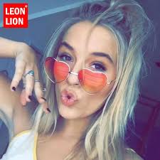 LeonLion 2023 Vintage Heart Sunglasses Women Brand Designer Candy Color  Gradient Sun Glasses Outdoor Goggles Party Oculos De Sol