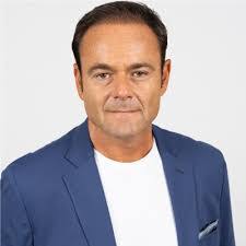 Mike Keech's Instagram, Twitter & Facebook