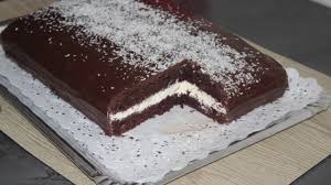 Mehl, stärke, backpulver und kakao mischen und unter die eimasse heben. Gateau Au Chocolat Et Mascarpone Youtube