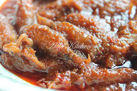 Sehingga bisa menjadi makanan yang cukup praktis jika dalam keadaan darurat. Sambal Tumis Sotong Kering Kecil Azie Kitchen