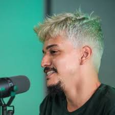 Patrick Tavares (@_patricktavares)