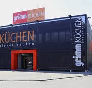 Ein kleines mädchen geht allein durch den wald. Grimm Kuchen Freiburg Im Breisgau De 79111 Houzz De