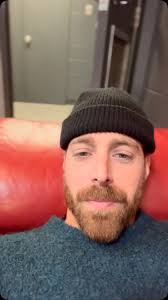 Je donne trois paires de billets pour ce soir à Rivière-du-Loup! Tout ce  que vous avez à faire, c’est de taguer la personne avec qui vous souhaitez  venir dans les commentaires. See you soon! 🤘