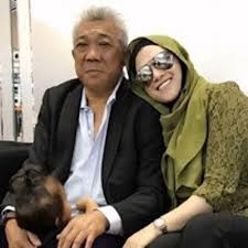 Instagram zizie ezette & beritasemasa.net. Nyanyuk Bung Mokhtar Terlupa Di Mana Zizie Ezette