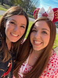 Becky Glenn (@RebeccaRGlenn)