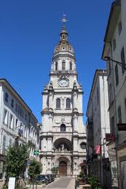 900€/mois, 13 studio, 17 t2, 7 t3, 4 t4. Cocathedrale Notre Dame De L Annonciation De Bourg En Bresse Wikipedia