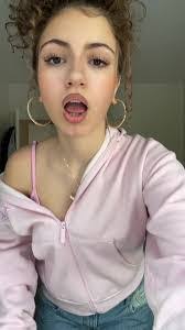 Amaya Cross's Instagram, Twitter & Facebook