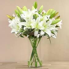Flowers for the casket are chosen by the immediate family. Condolence Flower Delivery To India Online Sympathy Gifts