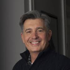 Madeleine Lawrence's Instagram, Twitter & Facebook