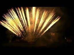 I Fuochi D Artificio Piu Belli Del Mondo Youtube Fuochi D Artificio Buon Compleanno Auguri Di Buon Compleanno
