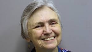 Glenda Elliott's Instagram, Twitter & Facebook