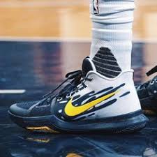 Nike herren kyrie irving, nike kyrie irving outlet, nike kyrie irving 2020 online. 91 Kyrie Irving Kicks Ideen In 2021 Schuhe Basketball Schuhe Neue Sneaker