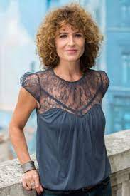 Elsa lunghini, generally known simply as elsa, is a french pop singer who experienced remarkable commercial success during the late '80s as a teenage celebrity. Elsa Lunghini Gatee Par Son Mari