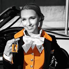 Arac Kiralamaya Karar Verdiginizde Guvenilir Uzman Ve Guler Yuzlu Sixt Ekibi Bir Telefon Kadar Uzaginizda Konu Yolculuksa Her Zaman Yanindasixtvar Yolculuk