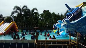 Kolam air panas jasin yang berada 26 km (45 minit memandu) dari pusat bandar sejak tahun an lagi, menjadikannya antara kolam air panas paling kolam air panas jasin. Jasin Hotsprings Di Kg Ayer Panas Bemban Jasin Di Melaka Lokasi Mandi Manda Yang Terhebat Untuk Pelancong Tempat Menarik