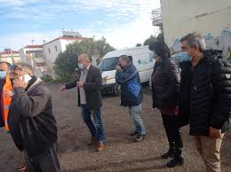 Επισημαίνουμε ότι για κάθε μετακίνηση προς υπηρεσία της ευδαπ ο πολίτης αποστέλλει sms ή συμπληρώνει τη βεβαίωση της κατ' εξαίρεση μετακίνησης με συμπληρωμένο το β3 που αφορά σε : Dhmos Fylhs Kai Perifereia Proxwrhsan Se Gigantia Epixeirhsh Apolymanshs Sta Anw Liosia A8hna 9 84