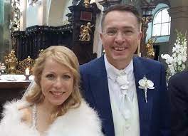 Vodítkem je strefit se do potřeb lidí, pokud možno i těch, o kterých jste dosud nevěděli vy ani oni sami, dokud jste jim je neobjevili. Roman Smucler Se Podruhe Ozenil S Manzelkou Cekaji Dite Idnes Cz