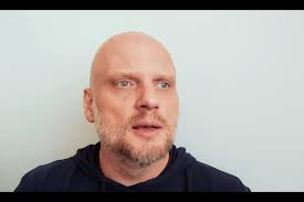 Pomóż mi rozwinąć ten kanał, na którym będę tłumaczył rzeczywistość okiem katolika: O Szustak Zdradzil Na Kogo Zaglosuje Po Raz Pierwszy Od 23 Lat Pojde Na Wybory Wideo Wmeritum Pl