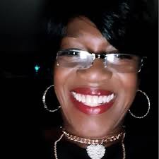 Lorraine Huff (@keepitsimpleca) • Threads, Say more