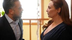 Yalı Çapkınının İfakatı Gülçin Santırcıoğlu Yetmez ama evetçilere ateş  püsk..