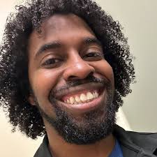 It seems like people are more empathetic towards single dads and they use  that to their advantage