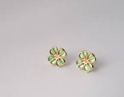 行動 全能 ロマンチック クローバー ピアス Ajkajapan Jp