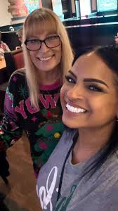 Holiday vibes, happy hearts, and a toast to the season! Feeling thankful  and festive!🥂🎄