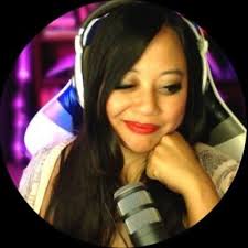 Why was I the only one in my theater who CACKLED when Ariana says “there's  a collection of rare books around here somewhere and some medium rare as  well.” Glinda accidentally making