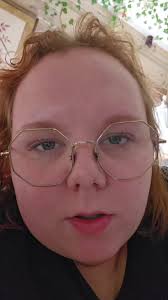 please tell me someone understands . . #creatorsearchinsights #insecure  #insecurity #what #doesntmakeanysense #fyp #trending #trend #fypシ